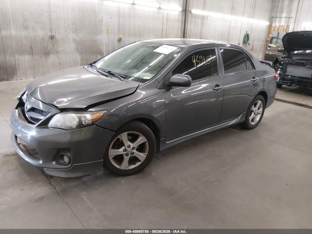 45980750 :رقم المزاد ، 5YFBU4EE6CP026735 vin ، 2012 Toyota Corolla S مزاد بيع