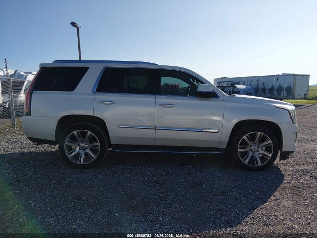45980782 :رقم المزاد ، 1GYS4MKJ1FR691659 vin ، 2015 Cadillac Escalade Luxury مزاد بيع