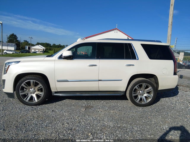 45980782 :رقم المزاد ، 1GYS4MKJ1FR691659 vin ، 2015 Cadillac Escalade Luxury مزاد بيع