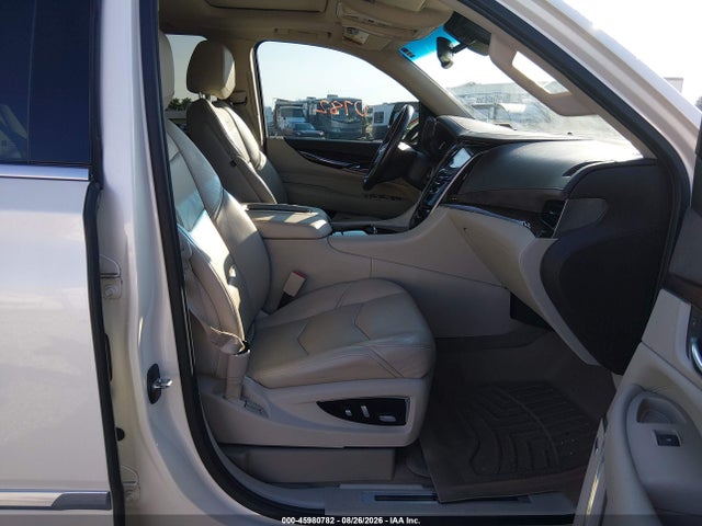 45980782 :رقم المزاد ، 1GYS4MKJ1FR691659 vin ، 2015 Cadillac Escalade Luxury مزاد بيع