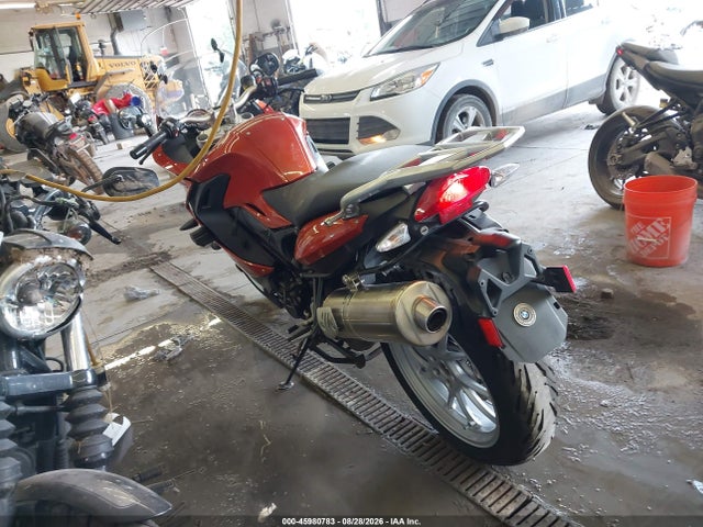 2013 Bmw F800 Gt მანქანა იყიდება აუქციონზე, vin: WB10B1308DZF86878, აუქციონის ნომერი: 45980783