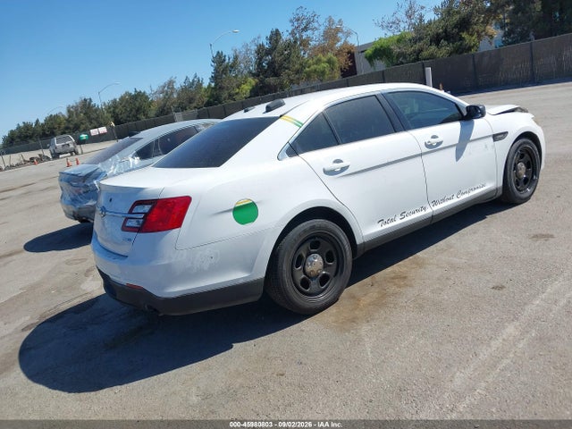 2014 Ford Police Interceptor მანქანა იყიდება აუქციონზე, vin: 1FAHP2MKXEG159635, აუქციონის ნომერი: 45980803