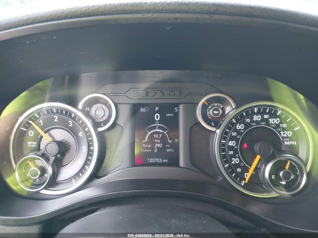 45980809 :رقم المزاد ، 1C6RRFNG0KN675883 vin ، 2019 Ram 1500 Tradesman  4x4 6'4 Box مزاد بيع