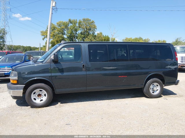 Продажа на аукционе авто 2017 Chevrolet Express 3500 Lt, vin: 1GAZGPFF3H1267980, номер лота: 45980870