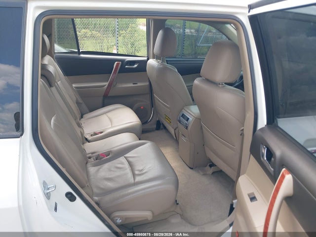 45980875 :رقم المزاد ، JTEDK3EH0A2162692 vin ، 2010 Toyota Highlander Limited مزاد بيع