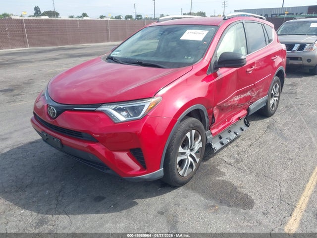 Toyota RAV4 LE 2017 JTMZFREV9HJ110775 Image 2