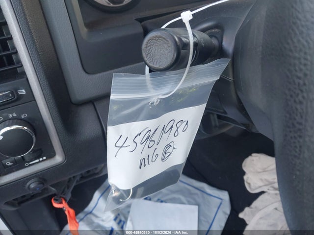 45980980 :رقم المزاد ، 1C6RR7FM3GS277215 vin ، 2016 Ram 1500 Tradesman مزاد بيع