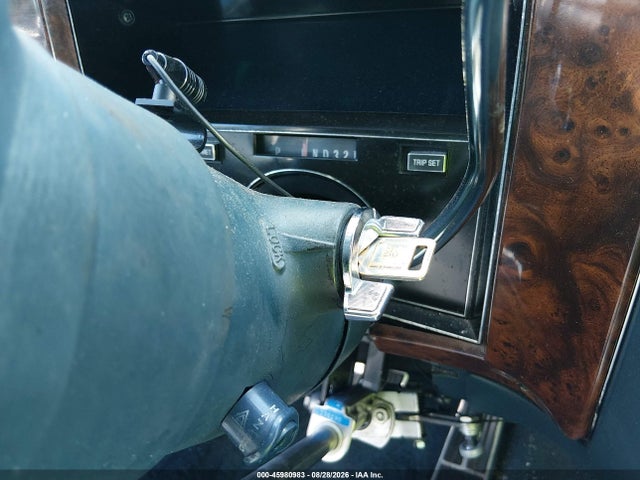 45980983 :رقم المزاد ، 1G6DW5470MR712968 vin ، 1991 Cadillac Brougham مزاد بيع