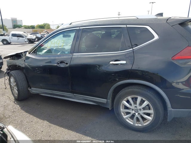 KNMAT2MTXJP563089 Nissan ROGUE SV