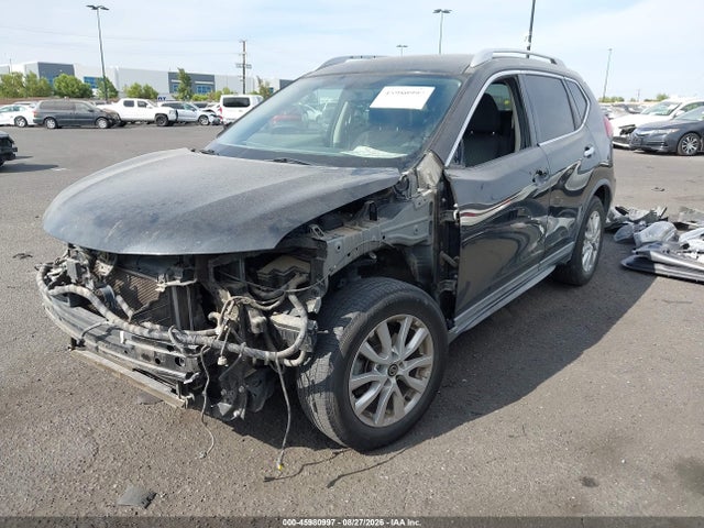 KNMAT2MTXJP563089 Nissan ROGUE SV