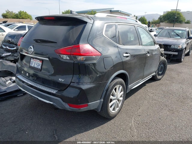 KNMAT2MTXJP563089 Nissan ROGUE SV