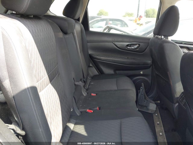 KNMAT2MTXJP563089 Nissan ROGUE SV