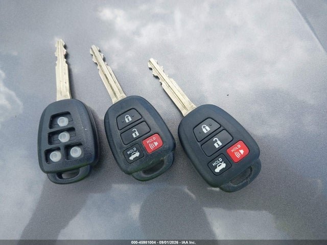 2016 Toyota Camry Le მანქანა იყიდება აუქციონზე, vin: 4T1BF1FK7GU241803, აუქციონის ნომერი: 45981004
