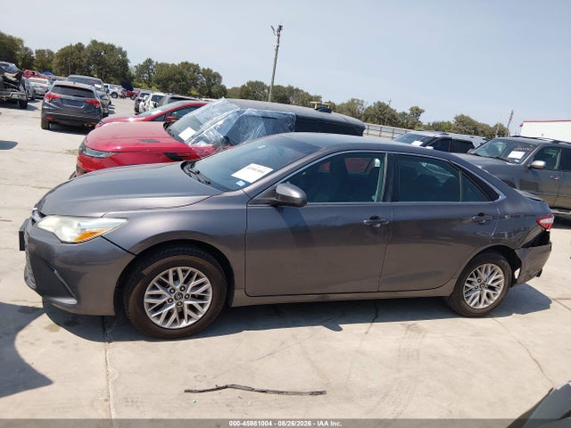 2016 Toyota Camry Le მანქანა იყიდება აუქციონზე, vin: 4T1BF1FK7GU241803, აუქციონის ნომერი: 45981004