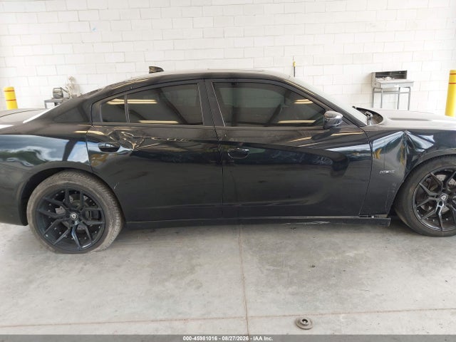 2015 Dodge Charger Road/track მანქანა იყიდება აუქციონზე, vin: 2C3CDXCT5FH729202, აუქციონის ნომერი: 45981016