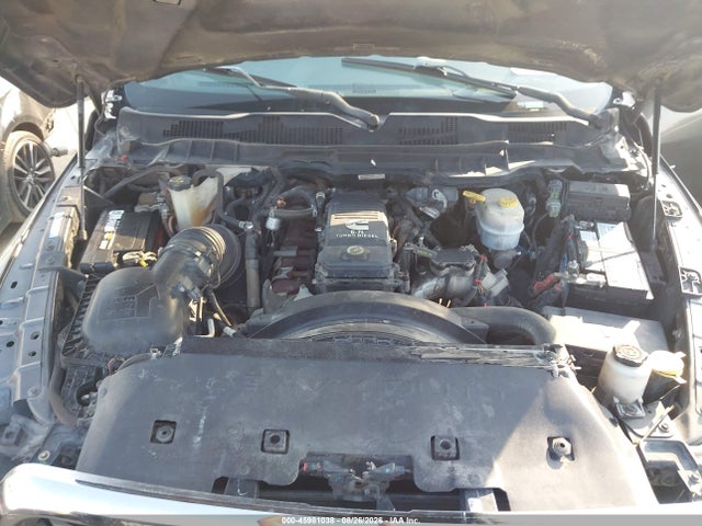 45981038 :رقم المزاد ، 3C63R3HL8FG565756 vin ، 2015 Ram 3500 Lone Star مزاد بيع