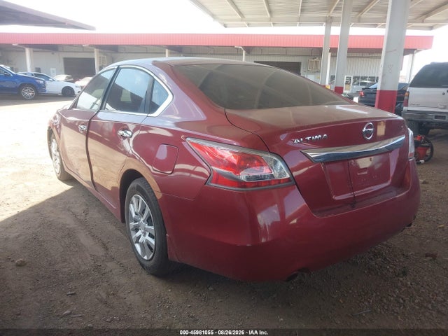 2015 Nissan Altima 2.5 S მანქანა იყიდება აუქციონზე, vin: 1N4AL3AP9FN407888, აუქციონის ნომერი: 45981055