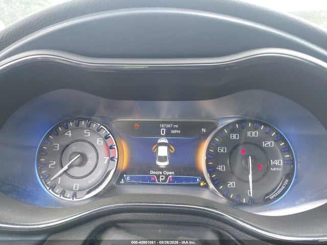 Aukcja sprzedaży 2015 Chrysler 200 S, vin: 1C3CCCBB7FN625614, numer aukcji: 45981061