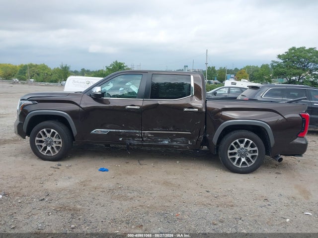 2025 Toyota Tundra 1794 Edition მანქანა იყიდება აუქციონზე, vin: 5TFMA5DB5SX246320, აუქციონის ნომერი: 45981068
