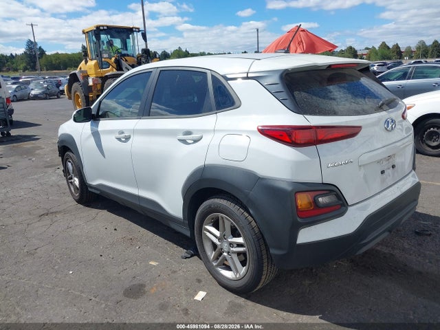 Hyundai Kona Se 2018 KM8K12AA8JU175496 Image 3
