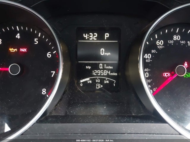 45981102 :رقم المزاد ، 3VWD17AJ5FM336048 vin ، 2015 Volkswagen Jetta 1.8t Se مزاد بيع