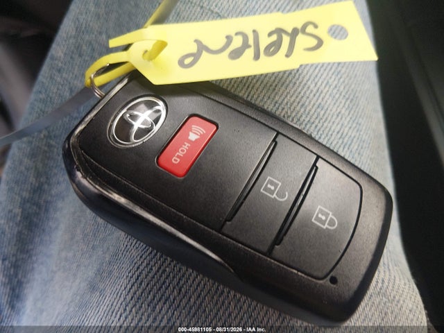 Auction sale of the 2026 Toyota Corolla Cross Le, vin: 7MUBAABG8TV161533, lot number: 45981105