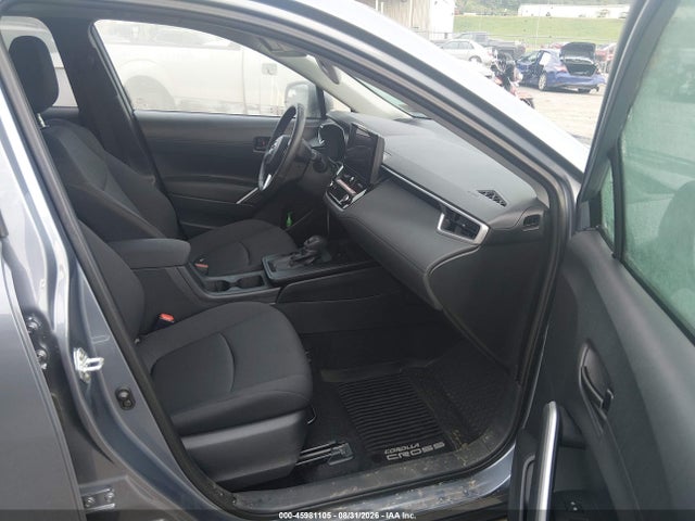 Auction sale of the 2026 Toyota Corolla Cross Le, vin: 7MUBAABG8TV161533, lot number: 45981105
