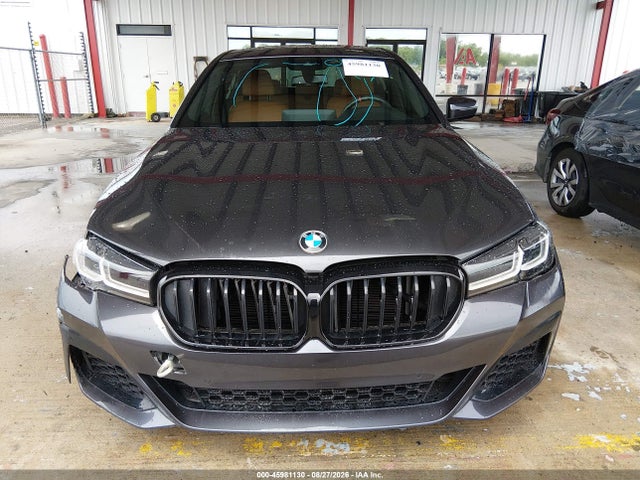 45981130 :رقم المزاد ، WBA13BK0XMCH10810 vin ، 2021 Bmw M550i Xdrive مزاد بيع