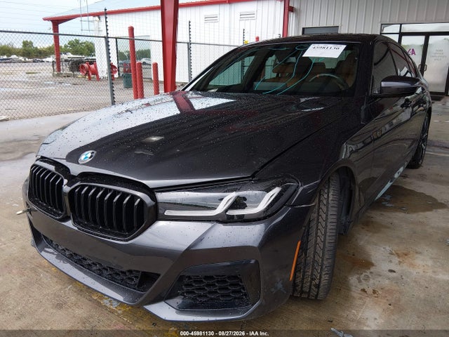 45981130 :رقم المزاد ، WBA13BK0XMCH10810 vin ، 2021 Bmw M550i Xdrive مزاد بيع