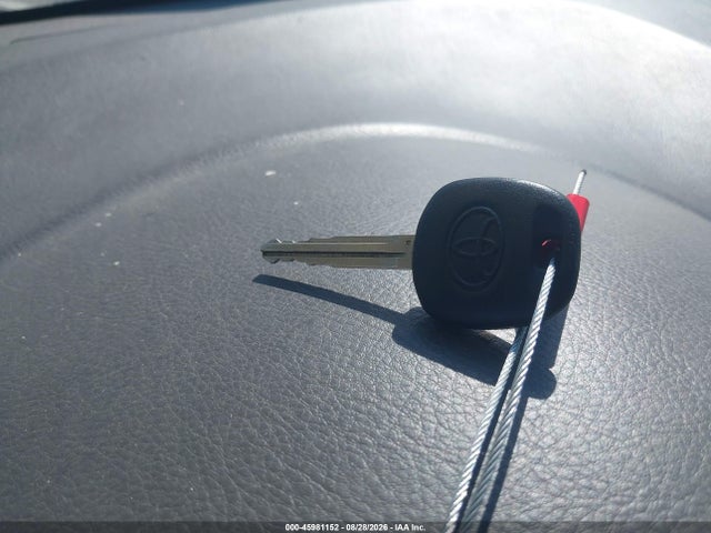 2004 Toyota Sienna Xle Limited მანქანა იყიდება აუქციონზე, vin: 5TDZA22C24S077849, აუქციონის ნომერი: 45981152
