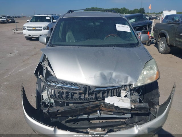 2004 Toyota Sienna Xle Limited მანქანა იყიდება აუქციონზე, vin: 5TDZA22C24S077849, აუქციონის ნომერი: 45981152