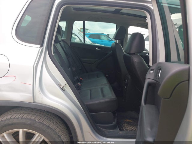 Продажа на аукционе авто 2014 Volkswagen Tiguan Sel, vin: WVGAV3AX4EW622202, номер лота: 45981158