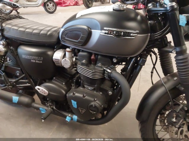 SMTD40HL4NTAT6935 Triumph Motorcycle Bonneville T120/black