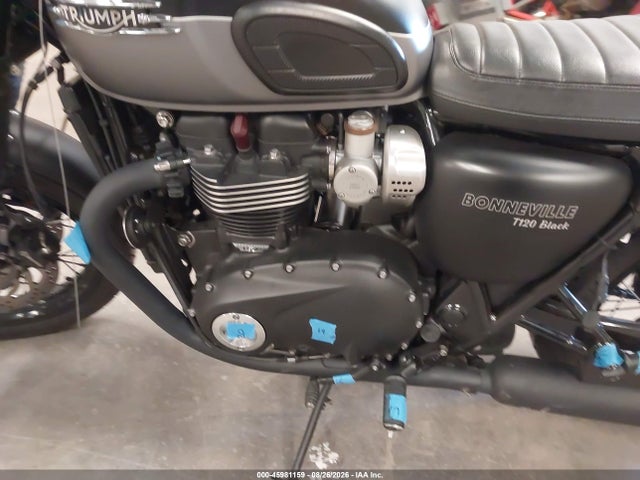 SMTD40HL4NTAT6935 Triumph Motorcycle Bonneville T120/black