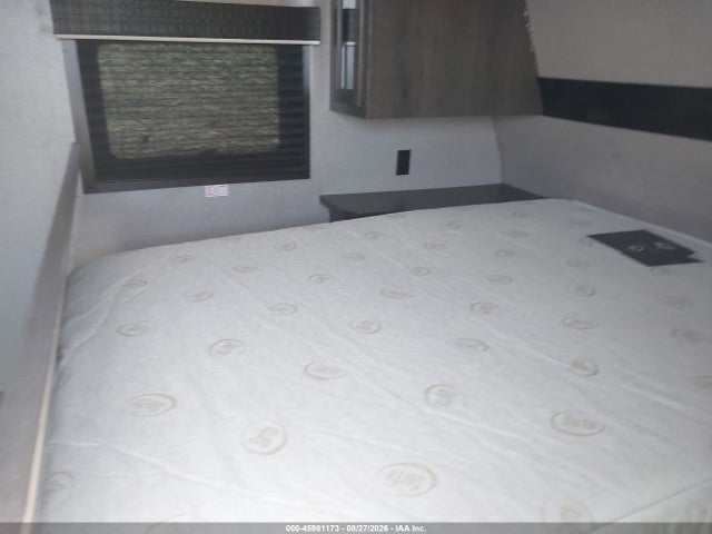 45981173 :رقم المزاد ، 1UJBJ0BR7L1TD0617 vin ، 2020 Jayco Jay Flight 28bhs Travel Trailer مزاد بيع