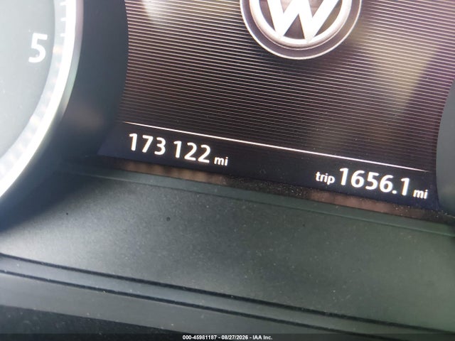 Aukcja sprzedaży 2012 Volkswagen Touareg Tdi Lux, vin: WVGFK9BP2CD002621, numer aukcji: 45981187