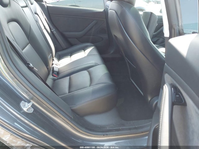 Tesla Model 3 Long Range/mid Range 2018 5YJ3E1EA8JF043414 Image 8