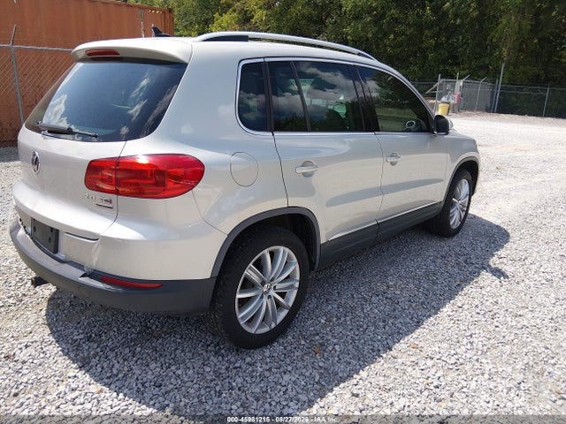 2014 Volkswagen Tiguan Sel მანქანა იყიდება აუქციონზე, vin: WVGBV3AX1EW556020, აუქციონის ნომერი: 45981215