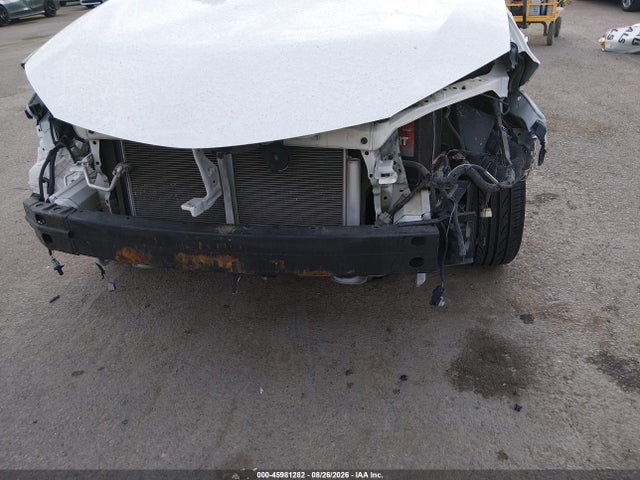Продаж на аукціоні авто 2018 Toyota Corolla Se, vin: 5YFBURHE4JP771506, номер лоту: 45981282