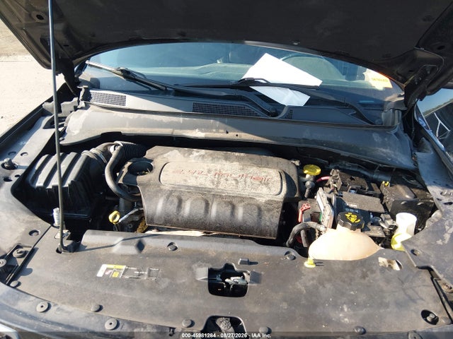 45981284 :رقم المزاد ، 3C4NJDBB7JT128104 vin ، 2018 Jeep Compass North مزاد بيع