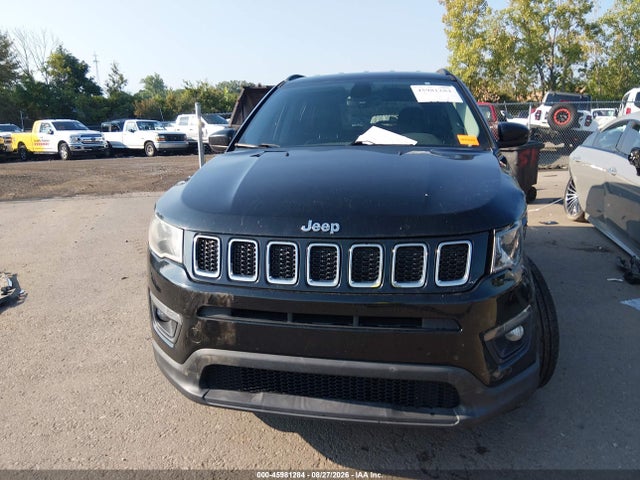 45981284 :رقم المزاد ، 3C4NJDBB7JT128104 vin ، 2018 Jeep Compass North مزاد بيع