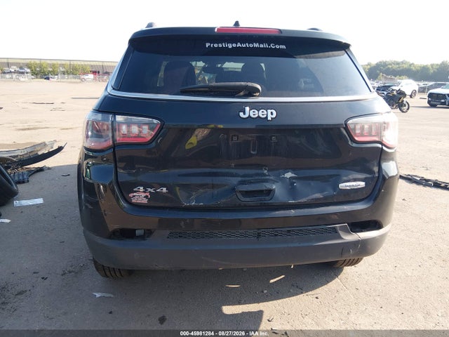 45981284 :رقم المزاد ، 3C4NJDBB7JT128104 vin ، 2018 Jeep Compass North مزاد بيع