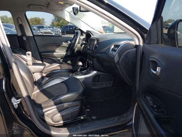 45981284 :رقم المزاد ، 3C4NJDBB7JT128104 vin ، 2018 Jeep Compass North مزاد بيع