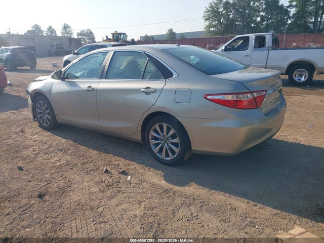 Toyota CAMRY XLE 2015 4T1BF1FK1FU989526 Image 3