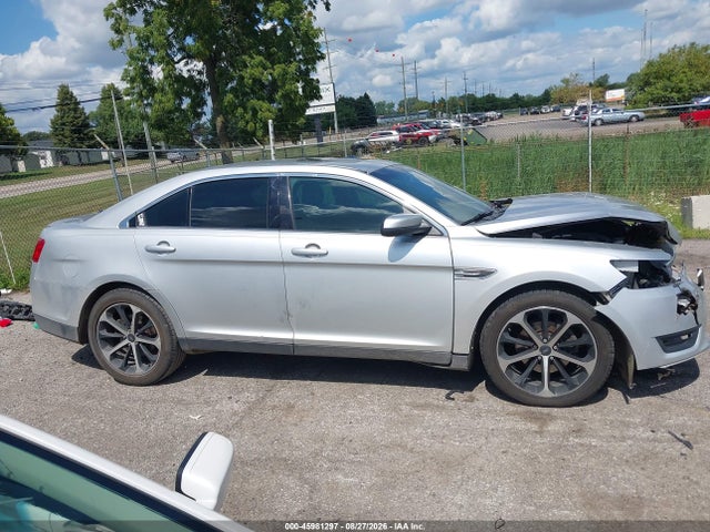 45981297 :رقم المزاد ، 1FAHP2E82EG174147 vin ، 2014 Ford Taurus Sel مزاد بيع