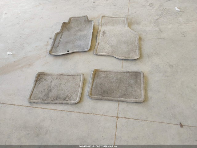 45981335 :رقم المزاد ، 4A3AA46G21E062546 vin ، 2001 Mitsubishi Galant Es مزاد بيع