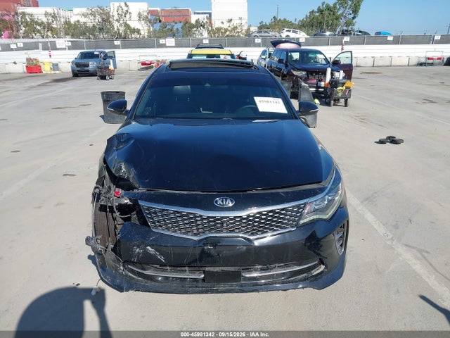 45981342 :رقم المزاد ، 5XXGV4L27HG153280 vin ، 2017 Kia Optima Sxl Turbo مزاد بيع