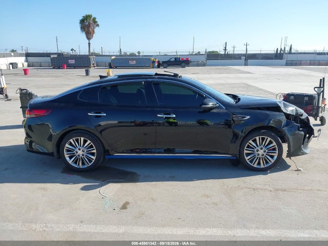 45981342 :رقم المزاد ، 5XXGV4L27HG153280 vin ، 2017 Kia Optima Sxl Turbo مزاد بيع
