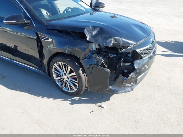 45981342 :رقم المزاد ، 5XXGV4L27HG153280 vin ، 2017 Kia Optima Sxl Turbo مزاد بيع