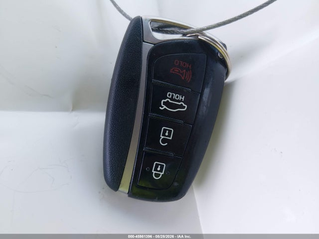 45981396 :رقم المزاد ، KMHGN4JF6FU072764 vin ، 2015 Hyundai Genesis 5.0 مزاد بيع
